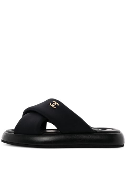 CHANEL Pre-Owned CC criss-cross pool slides