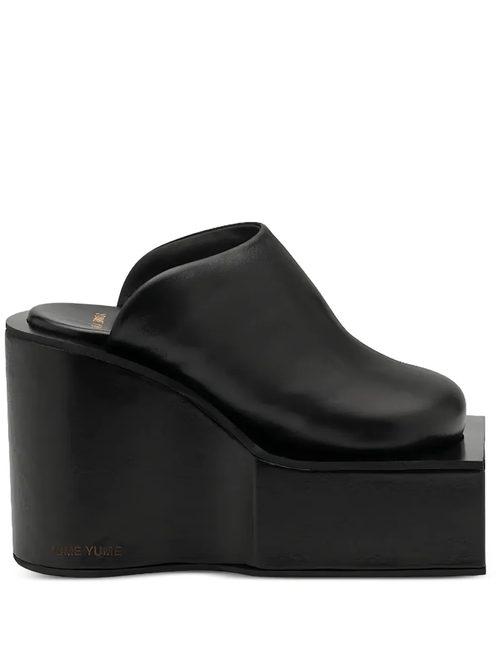 YUME platform wedge pumps Black