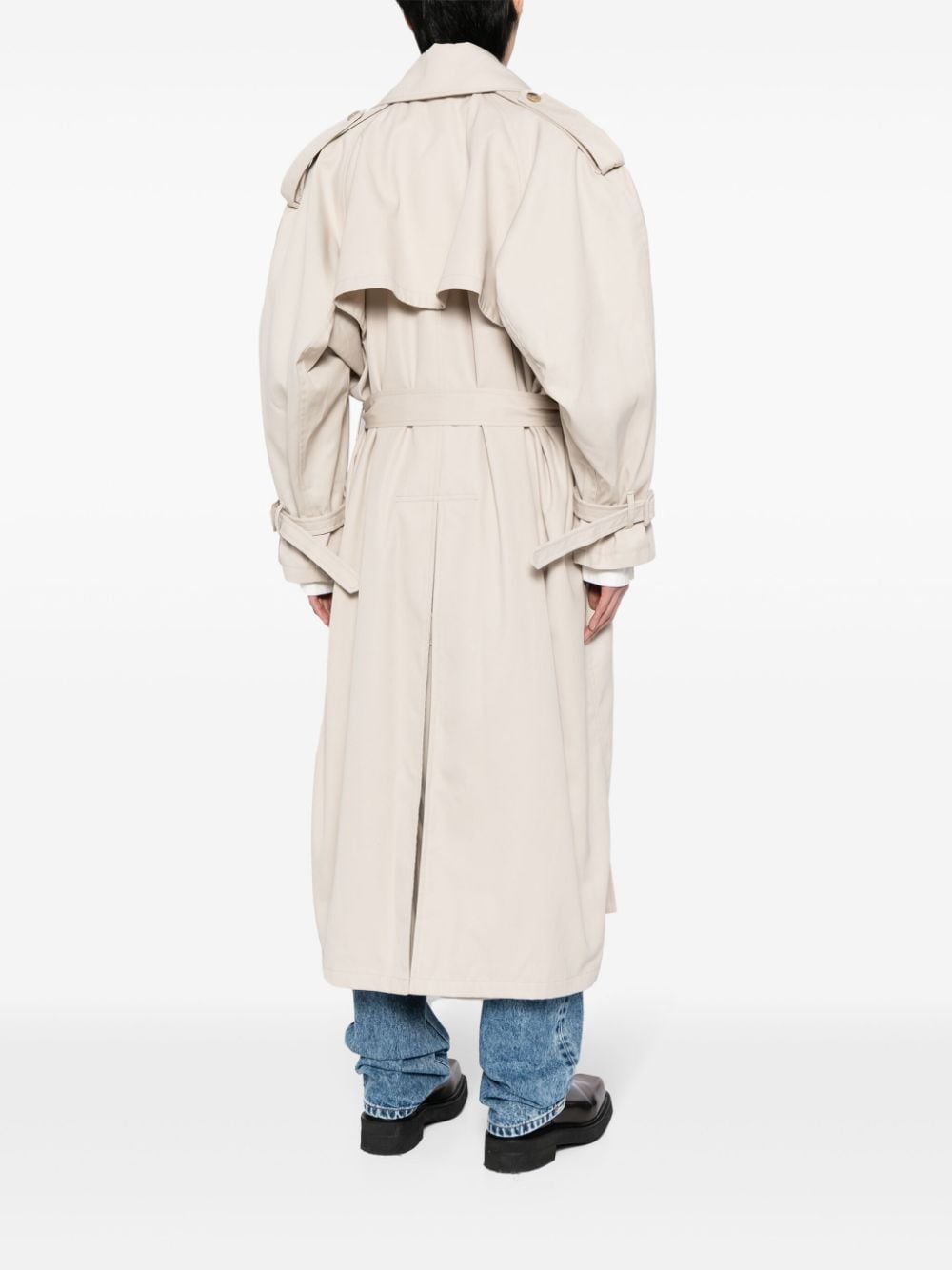 Hed Mayner Trenchcoat met ceintuur Beige