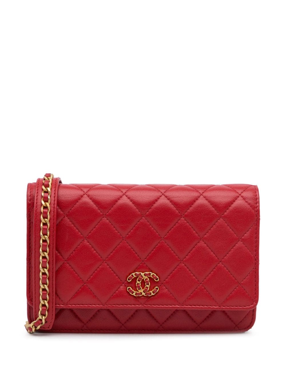 Pre-owned Chanel 2019 Quilted Wallet On Chain In Red