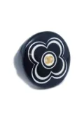 CHANEL Pre-Owned 2002 camellia-print CC-logo ring - Black