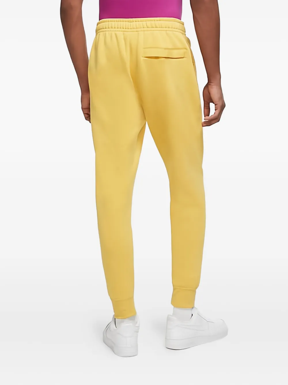 Nike Club track pants Geel