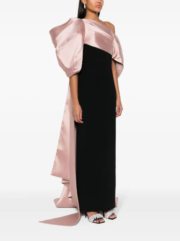 黒 サテン オフショルダー ミニドレス　SOLACE LONDON ワンショルダーブラックミニドレス(黒) 秋/冬 ラグジュアリーな