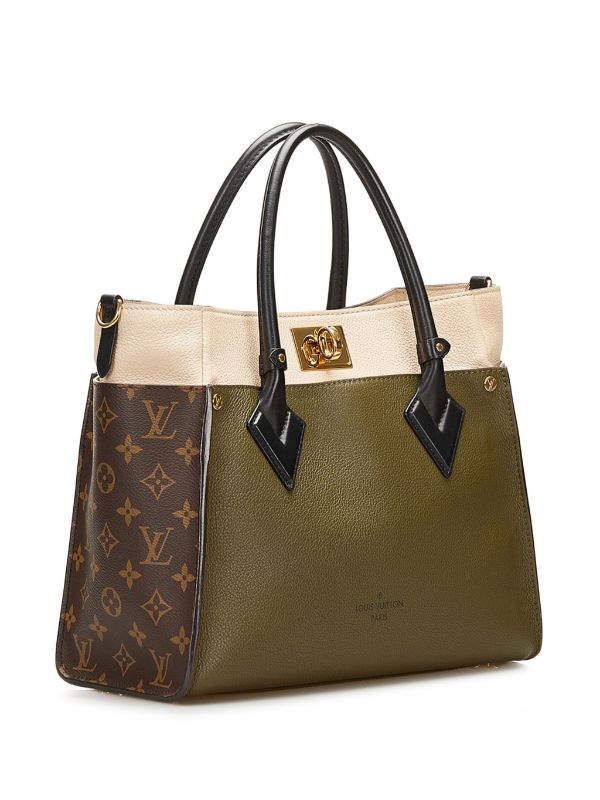 Louis Vuitton Pre-Owned On My Side MM two-way Handbag - Farfetch