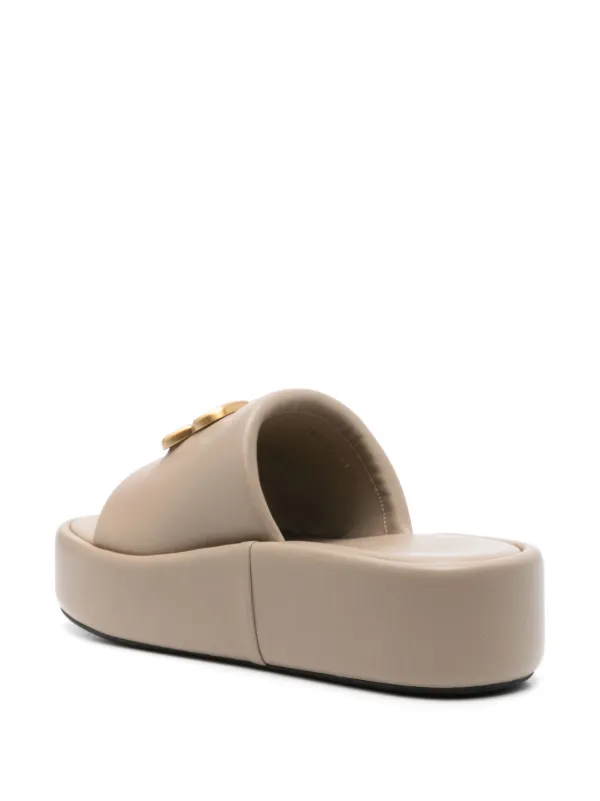 【BALENCIAGA】Cagole ビーチサンダル BALENCIAGA】CAGOLE トング ビーチサンダル (BALENCIAGA