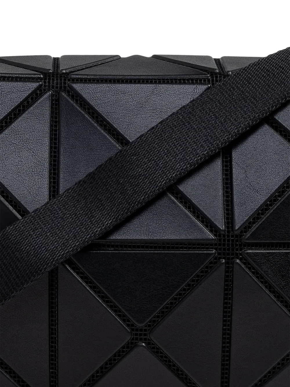Bao Bao Issey Miyake Lucent Matte ショルダーバッグ | ブラック