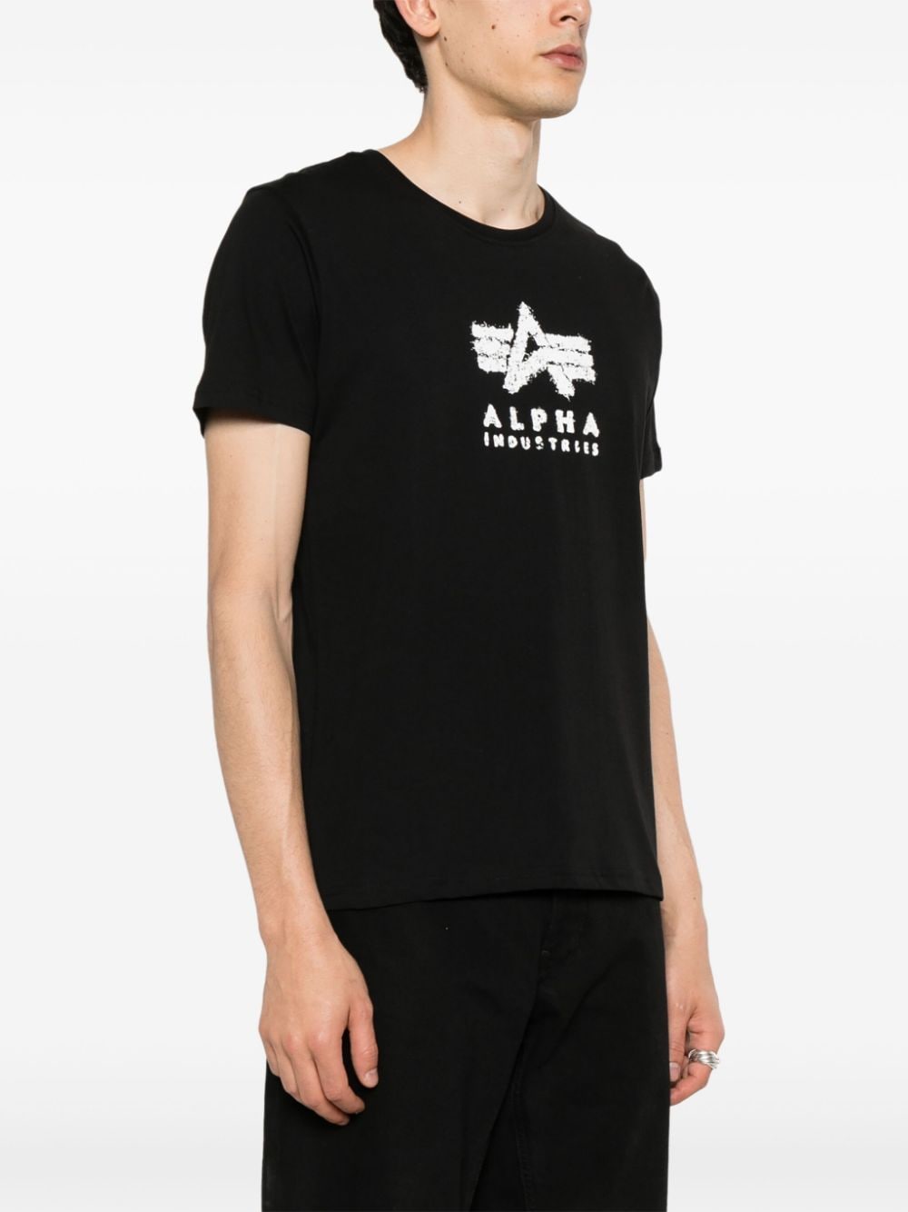 Shop Alpha Industries Grunge Cotton T-shirt In 黑色