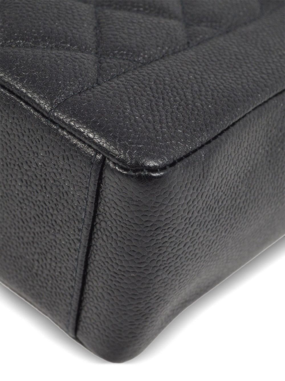 Pre-owned Chanel 1998 Medium Diana Shoulder Bag In Black