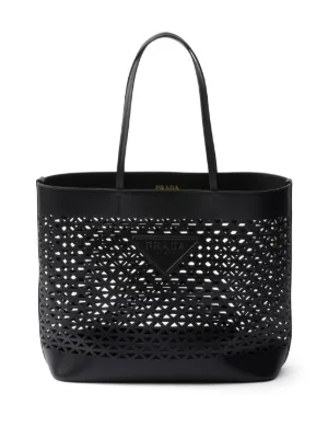 Prada ロゴ レザートートバッグ | ブラウン | FARFETCH JP