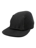 Homme Plissé Issey Miyake plissé-effect baseball cap - Black
