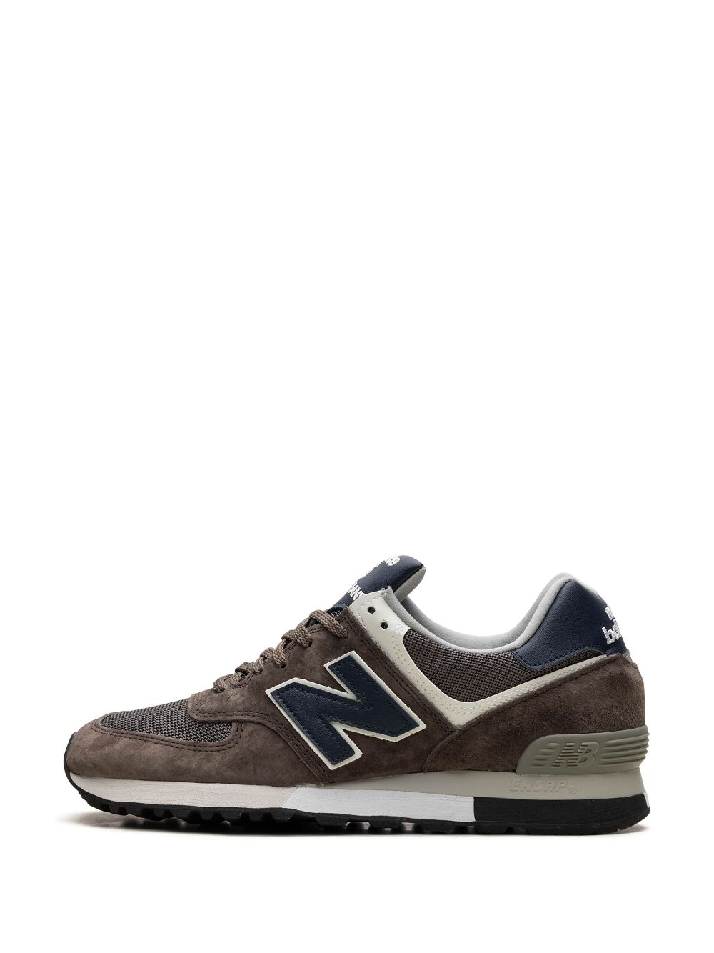 hype New Balance 576 suede sneakers 