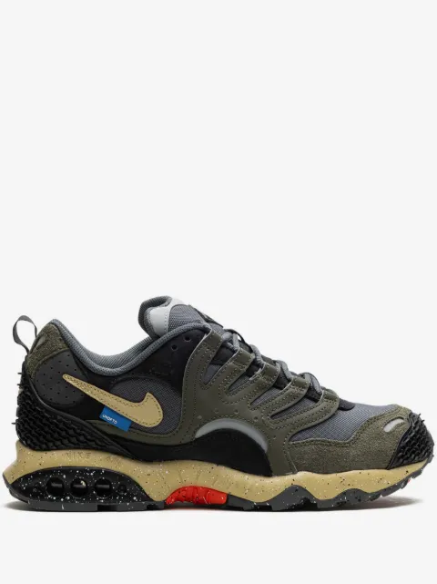 Nike x UNDEFEATED Air Terra Humara "Cargo Khaki" sneakers