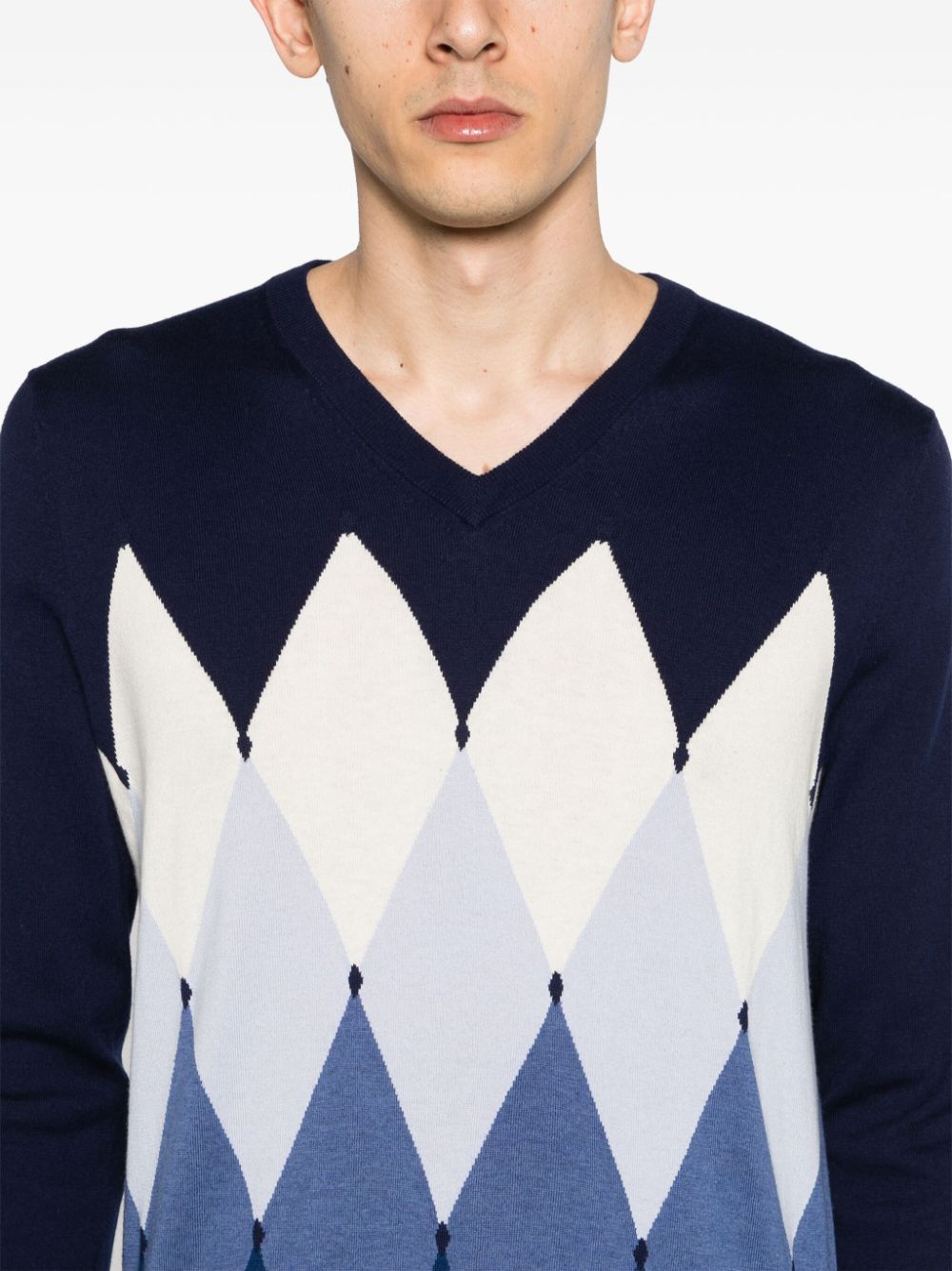 Shop Ballantyne V-neck Argyle-knit Jumper In Blue