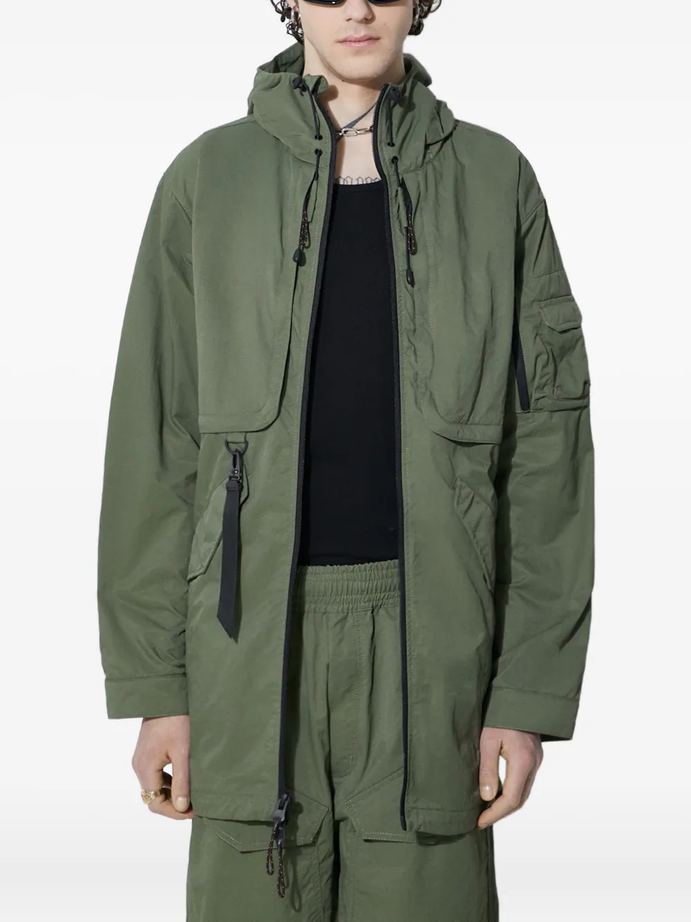 Alpha Industries Utility UV Fishtail jack met capuchon Groen