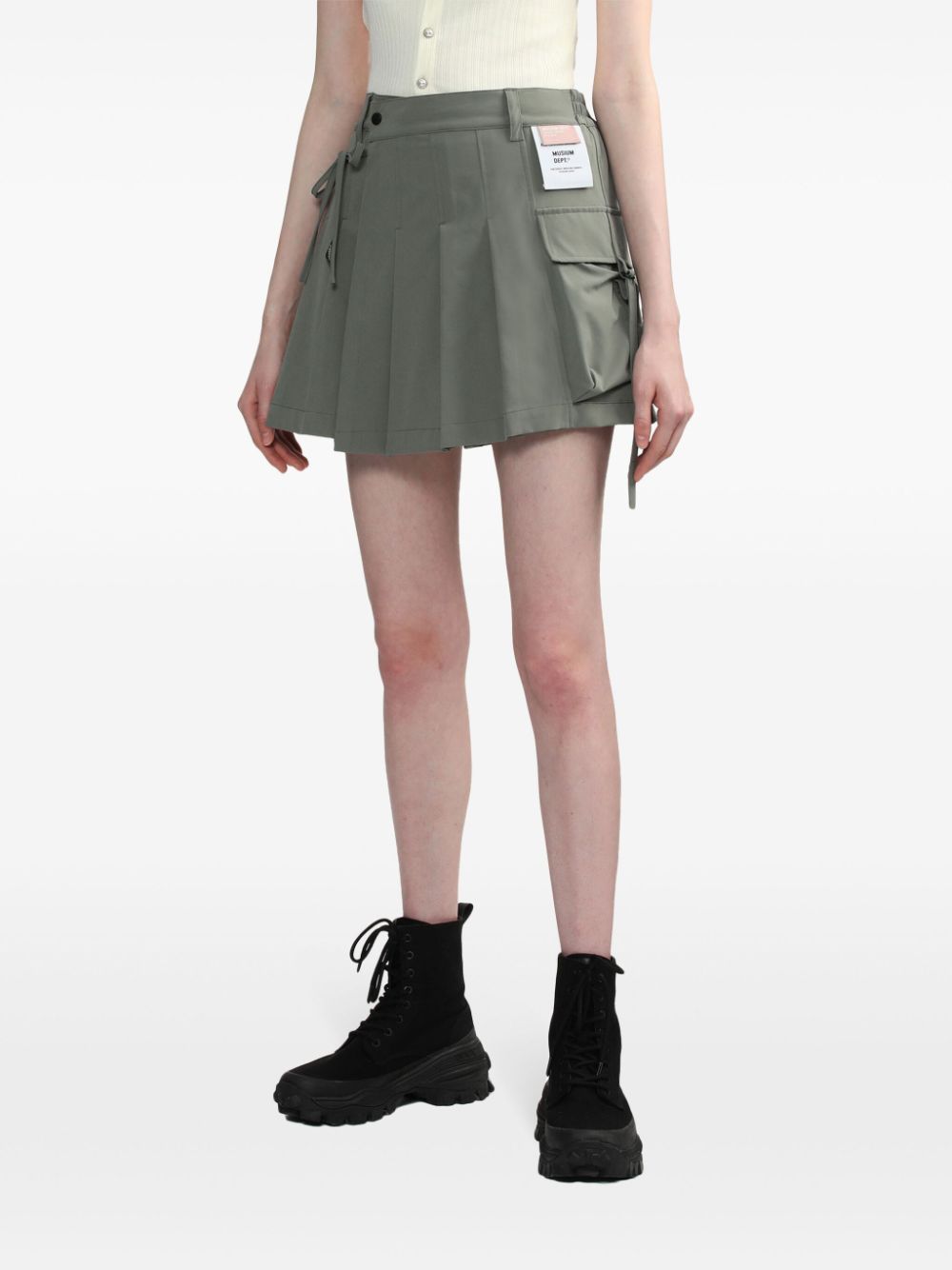 Shop Musium Div. Logo-tag Pleated Shorts In Green
