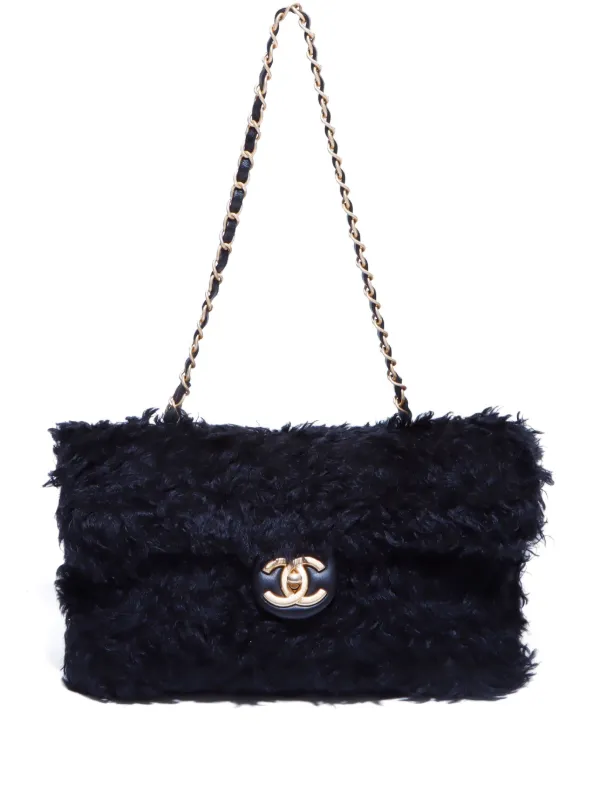 CHANEL Pre Owned Sac Porte Epaule En Fourrure Artificielle 2017 Noir FARFETCH MA