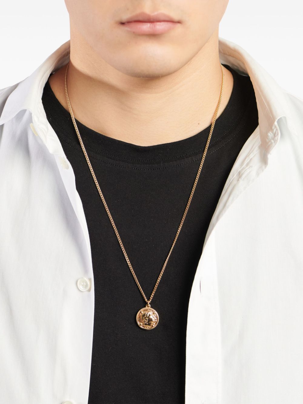 Shop Emanuele Bicocchi Caesar Coin-pendant Necklace In Gold