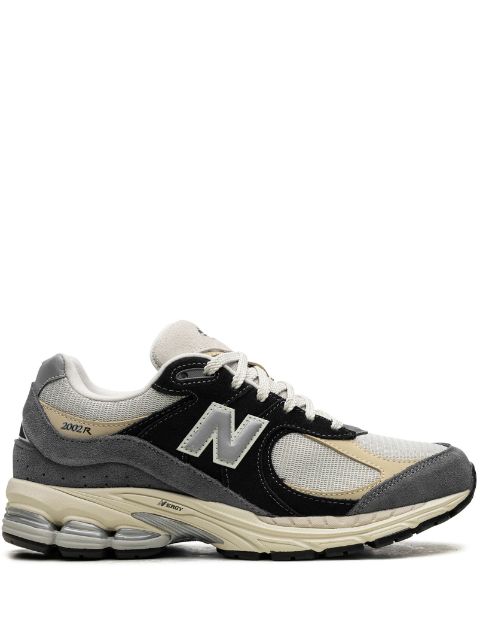 hype New Balance 2002R suede sneakers 