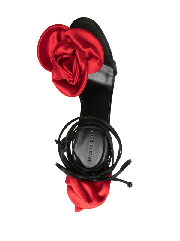 サンダル・ミュール MAGDA BUTRYM SANDALO CON DETTAGLIO FIORE (522423 BLACK) Magda Butrym Flower Sandals 522423-BLACK | IlDuomo