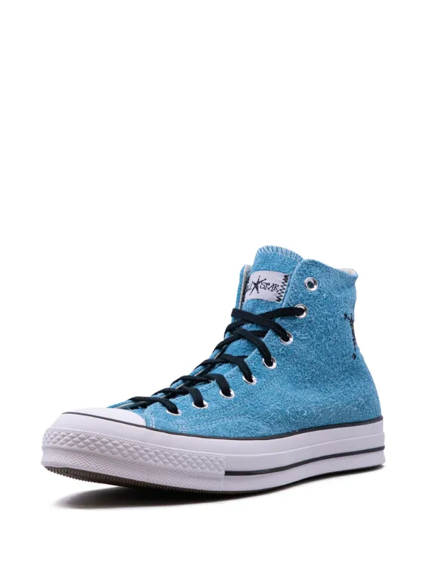 Suede converse blue top