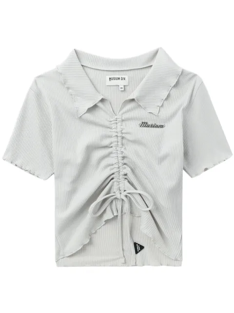 Musium Div. playera con diseño drapeado