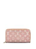 Louis Vuitton Pre-Owned 2021-2023 Louis Vuitton Monogram Denim Jacquard Zippy Wallet - Pink