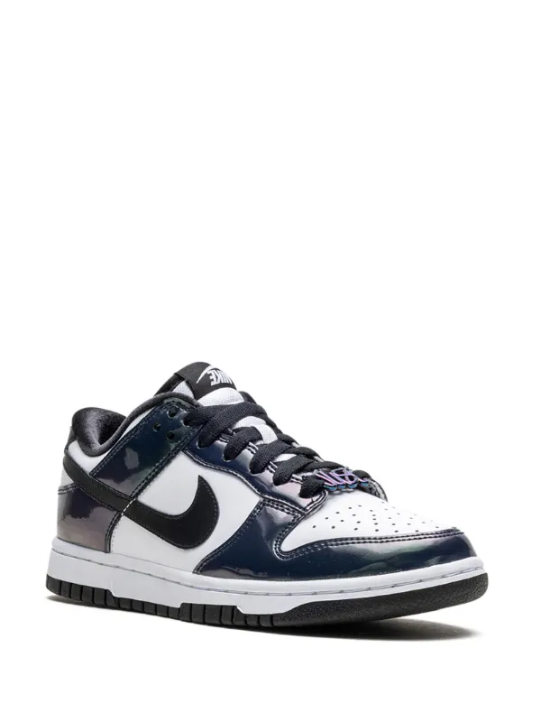 Nike Dunk Low SE 