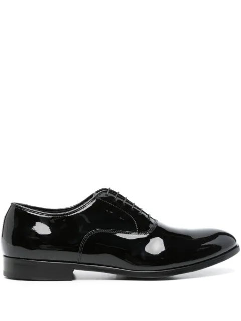 Doucal's chaussures oxford en cuir à fini verni