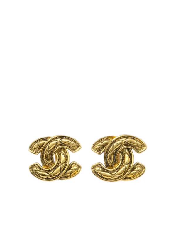 CHANEL Pre Owned 1990 2000s diamond quilted CC clip on Earrings Farfetch