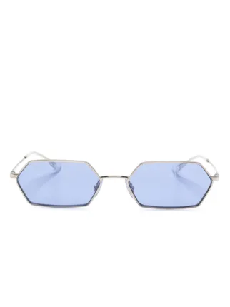 Ray-Ban