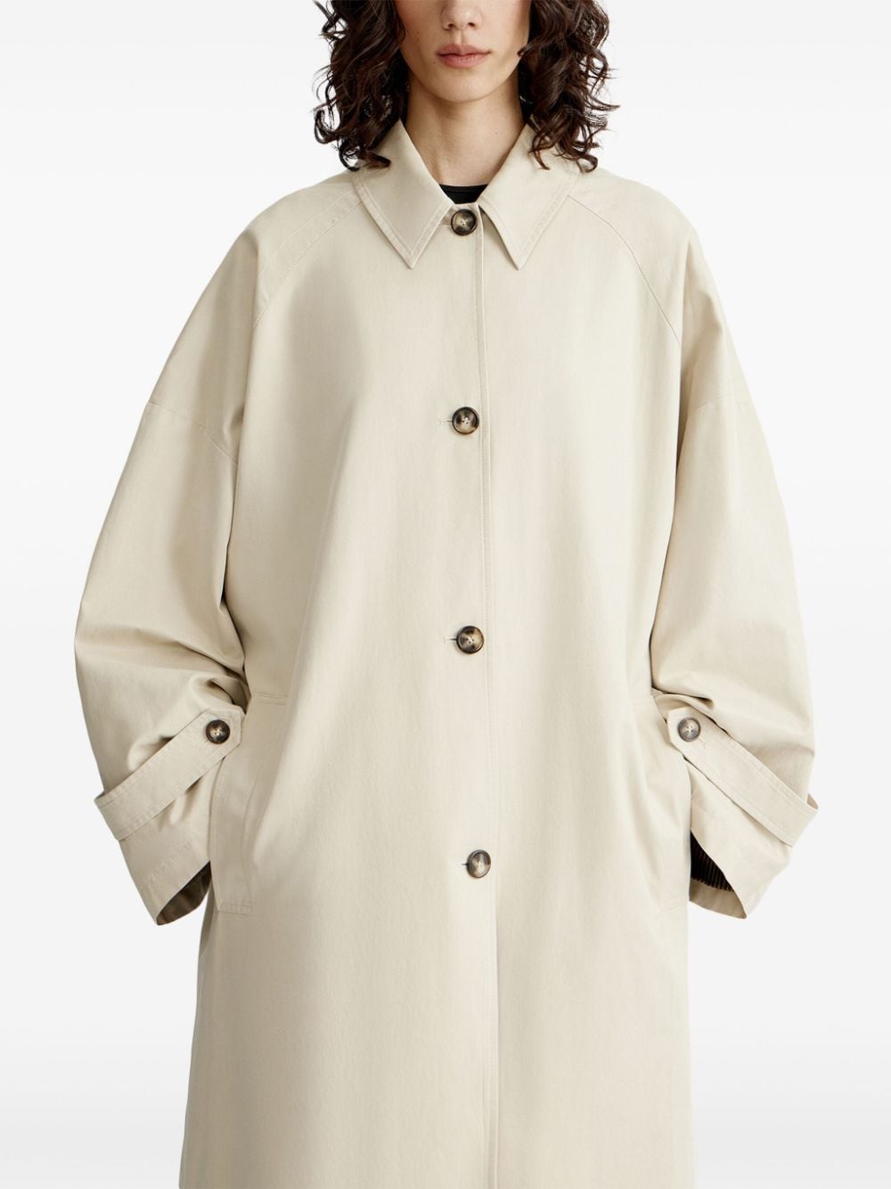 12 STOREEZ point-collar trench coat - Beige