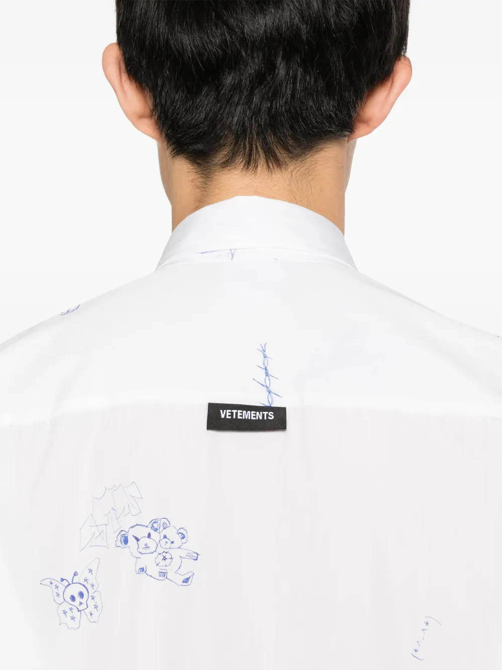 VETEMENTS graphic-print Cotton Shirt | White | FARFETCH CA