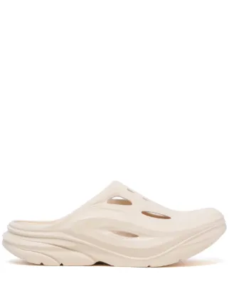 HOKA