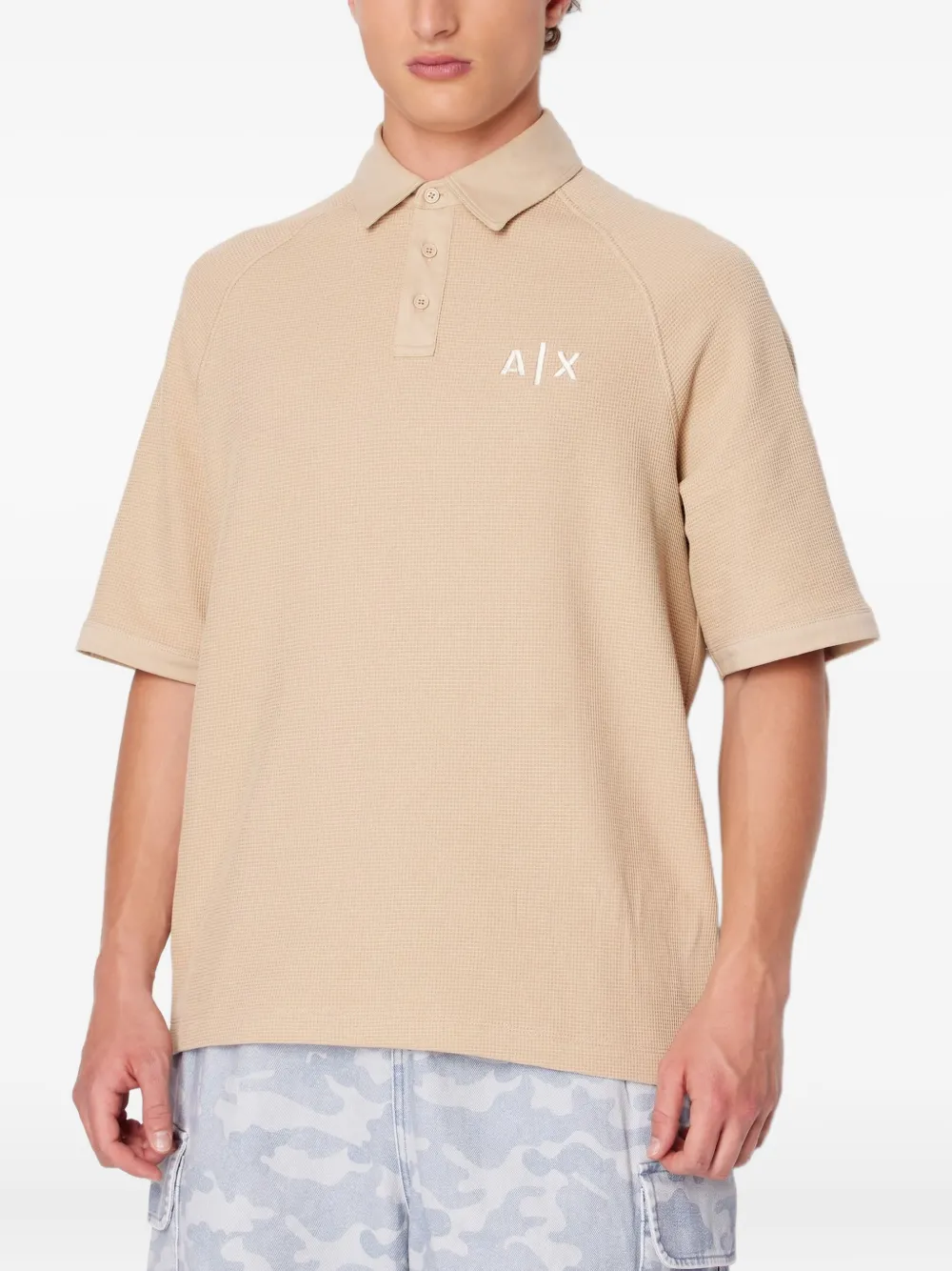 Armani Exchange ワッフルニット ポロシャツ - ニュートラル Armani Exchange ワッフルニット ポロシャツ - ニュートラル