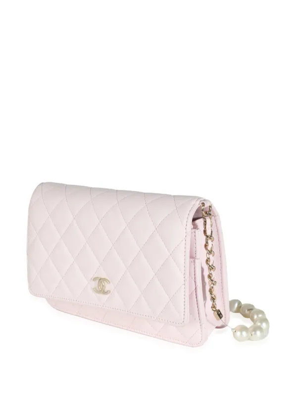 シャネル 24S パールが可愛い♪ チェーンウォレット ピンク CHANEL Pre-Owned 2021-2023 パール チェーンウォレット
