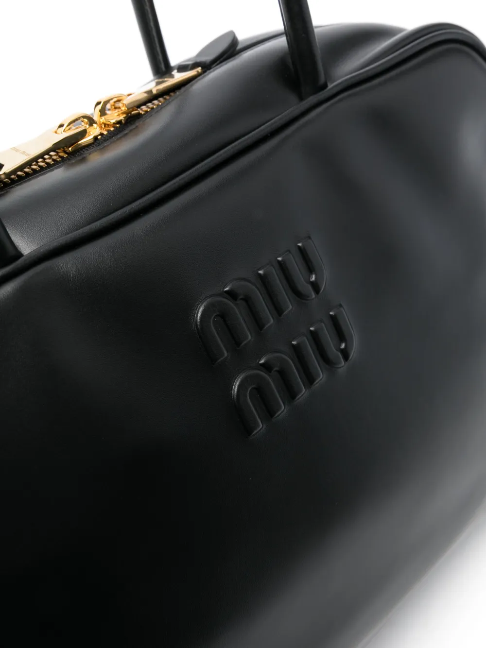 Miu Miu Logo-embossed Leather Shoulder Bag In Schwarz
