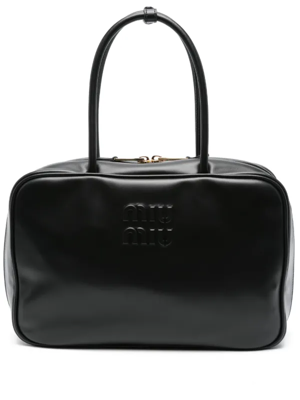 Miu Miu ロゴエンボス レザーショルダーバッグ | ブラック