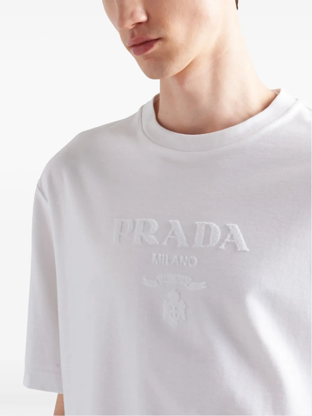 Prada T-shirt met logo-applicatie Wit