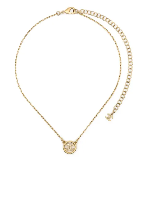 CHANEL Pre-Owned collar con colgante de logo CC 2000