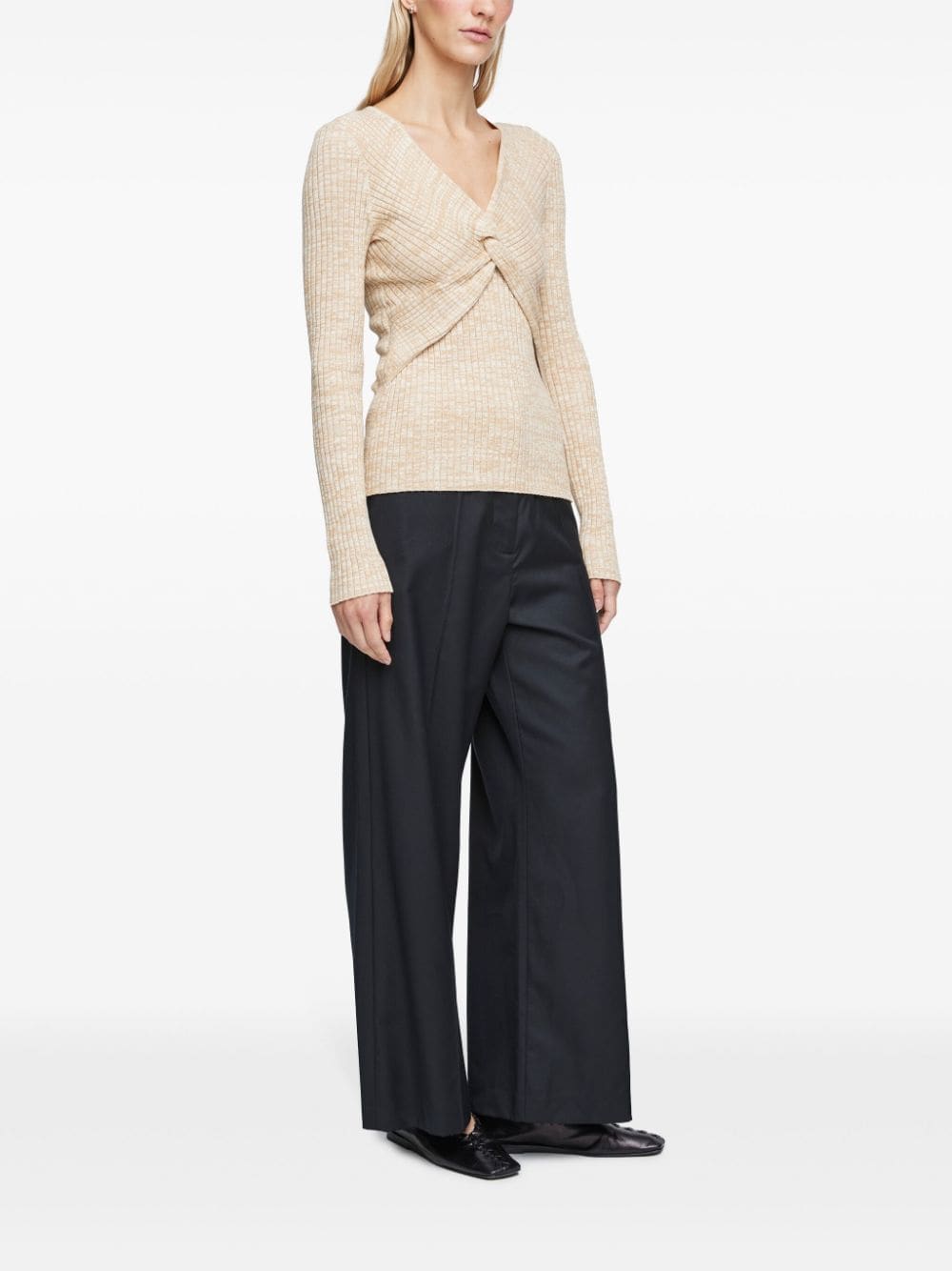 Anna Quan Luna twisted jumper - Beige