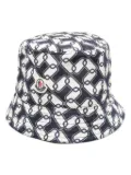 Moncler chain-print bucket hat - Blue