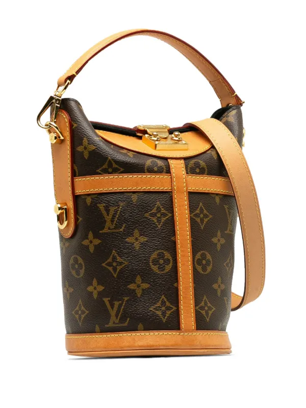 Louis vuitton bucket tote top