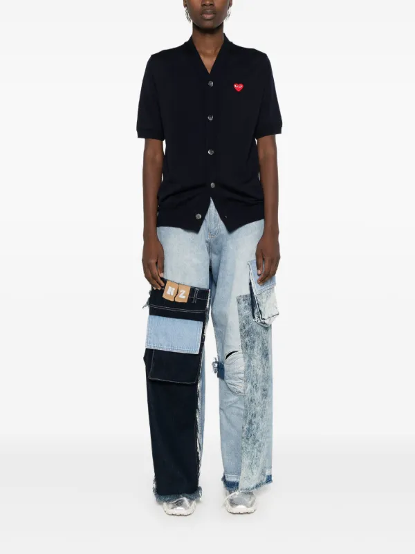 COMME des GARCONS コムデギャルソン　Ｖネック　カーディガン プレイ コムデギャルソン Vネック 袖に小さな赤ハート