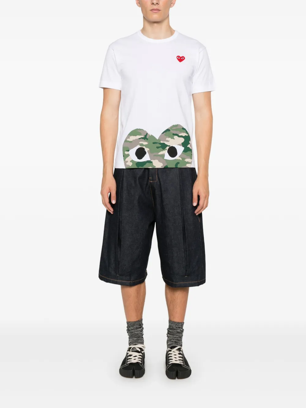 Comme Des Garçons Play playera con parche de corazón | Playeras y jerséis | Image 2