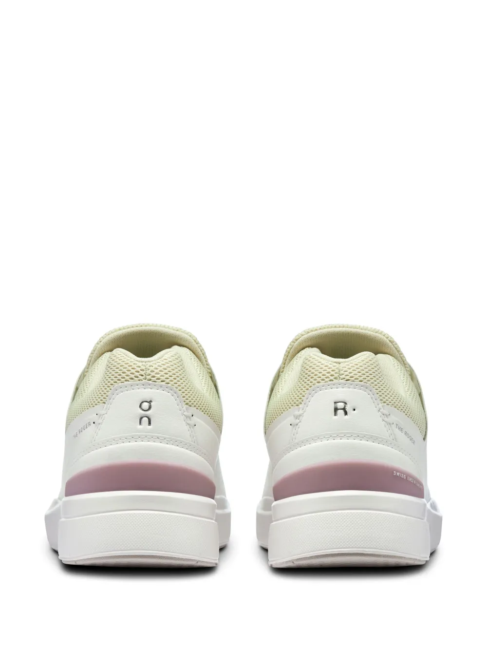 On Running The Roger Advantage Sneakers In White