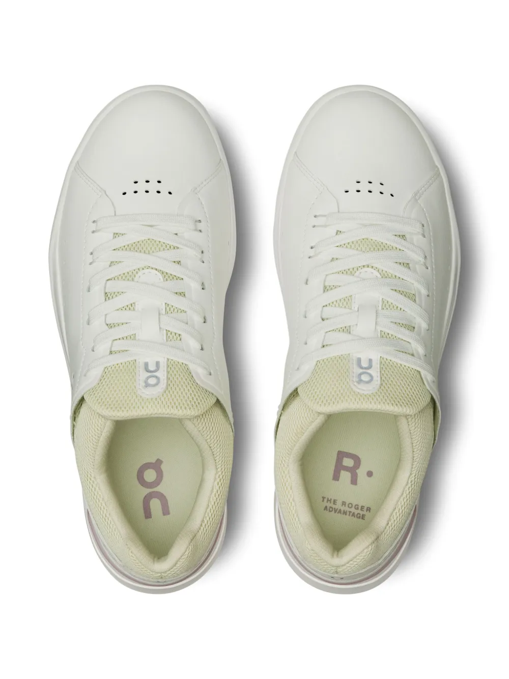 On Running The Roger Advantage Sneakers In White