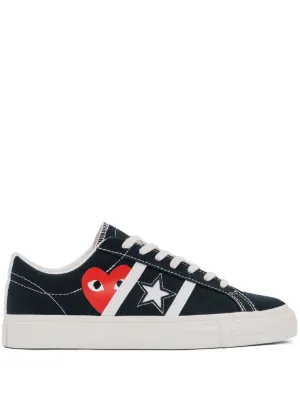 Comme Des Garçons Play x Converse x Converse One Star Sneakers