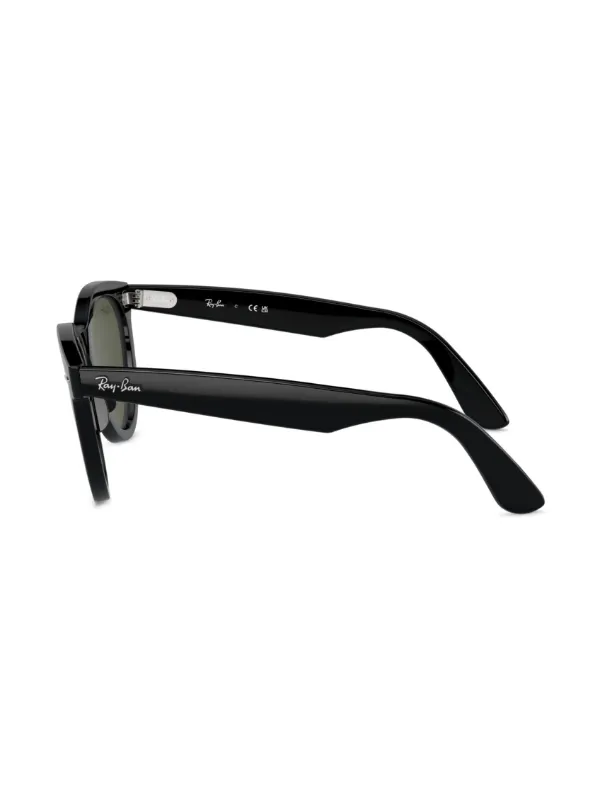 Ray-Ban WAYFARER サングラス ブラック Ray-Ban Wayfarer ラウンドフレーム サングラス | ブラック | FARFETCH JP