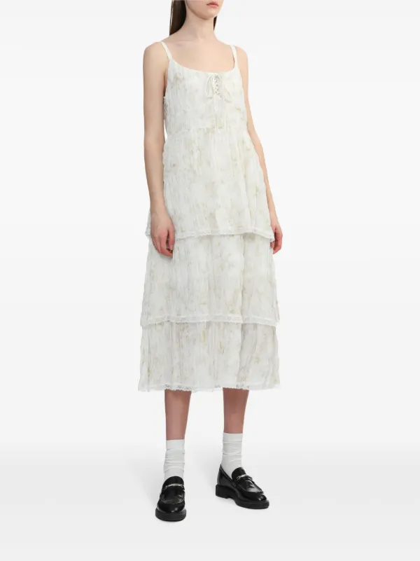 Tout a Coup Robe Fleurie à Design Superposé Tons Neutres