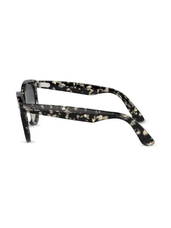 Ray-Ban ウェイファーラー サングラス トータスシェル Ray-Ban トータスシェル ウェリントン サングラス | グレー | FARFETCH JP